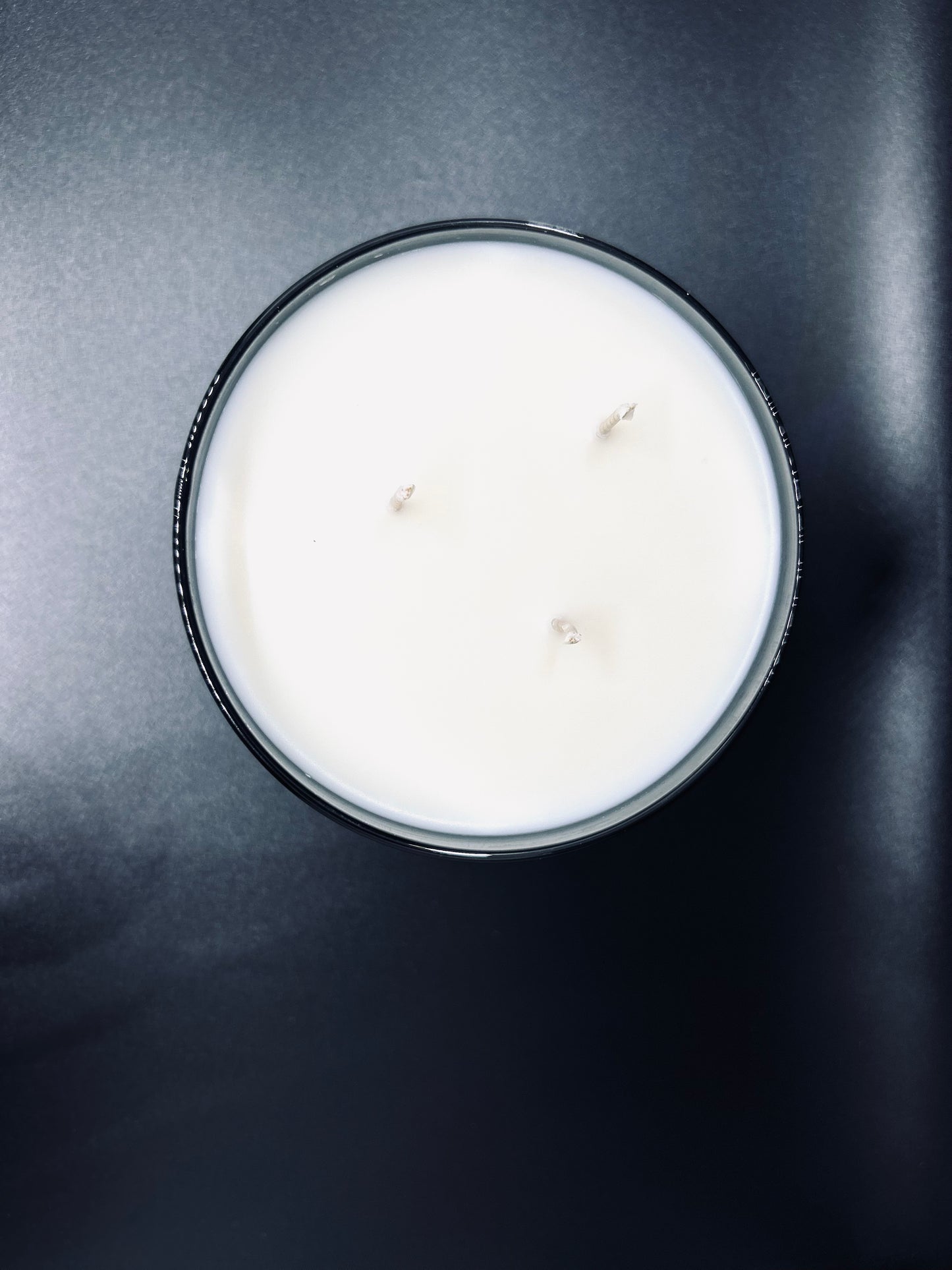 Tuxedo-16oz candle